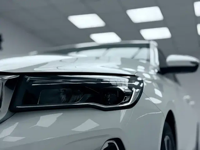Geely Emgrand — Фото автомобиля 12