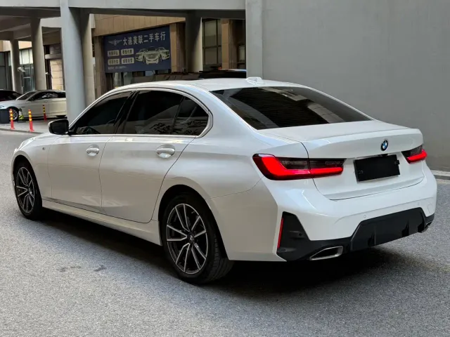 BMW 3 Series — Фото автомобиля 6