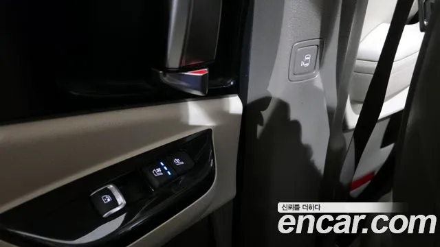 Kia Canival Carnival 4 поколение Дизель 7 мест Outdoor — Фото автомобиля 18