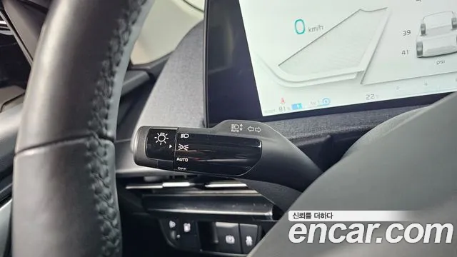 Kia EV6 — Фото автомобиля 28