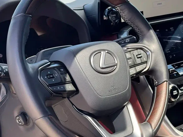 Lexus LX — Фото автомобиля 12