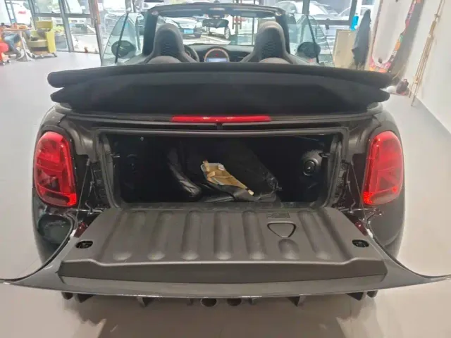 MINI Hatch — Фото автомобиля 18