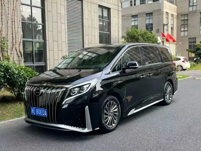 Фотография автомобиля — GAC Trumpchi M8