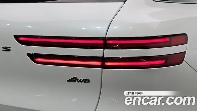 Genesis GV70 — Фото автомобиля 8