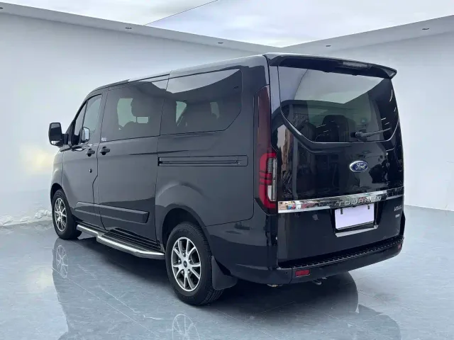 Ford Tourneo — Фото автомобиля 5