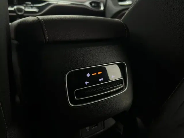 GAC Trumpchi M6 — Фото автомобиля 10