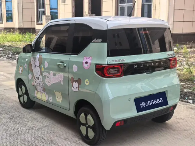 Wuling Hongguang Mini EV — Фото автомобиля 3