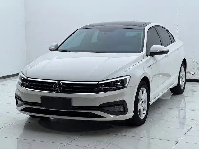 Volkswagen Lamando — Фото автомобиля 3