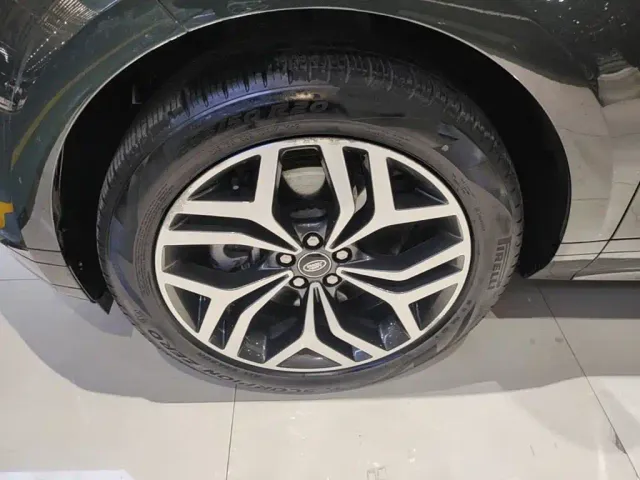 Land Rover Range Rover Evoque — Фото автомобиля 22
