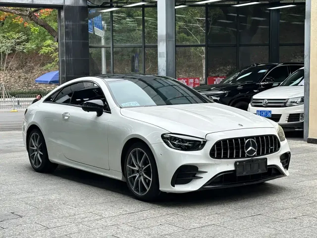 Mercedes-Benz Mercedes-Benz E-Class (Import) 2021 Facelift E 260 4MATIC Coupe — Фото автомобиля 3