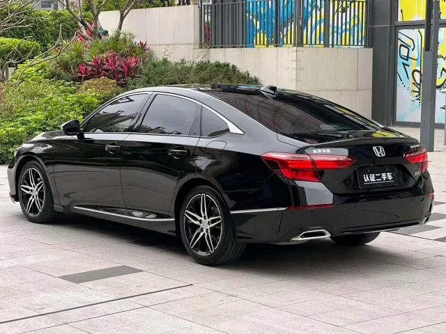 Honda Inspire — Фото автомобиля 4