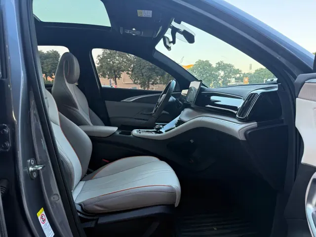 BYD Song Pro — Фото автомобиля 10