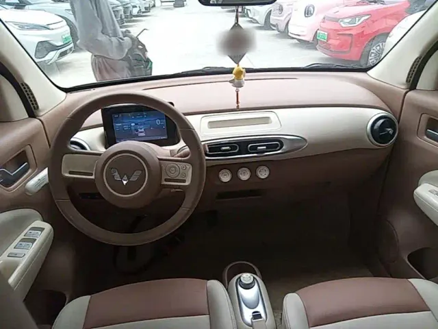 Wuling Hongguang Mini EV — Фото автомобиля 9