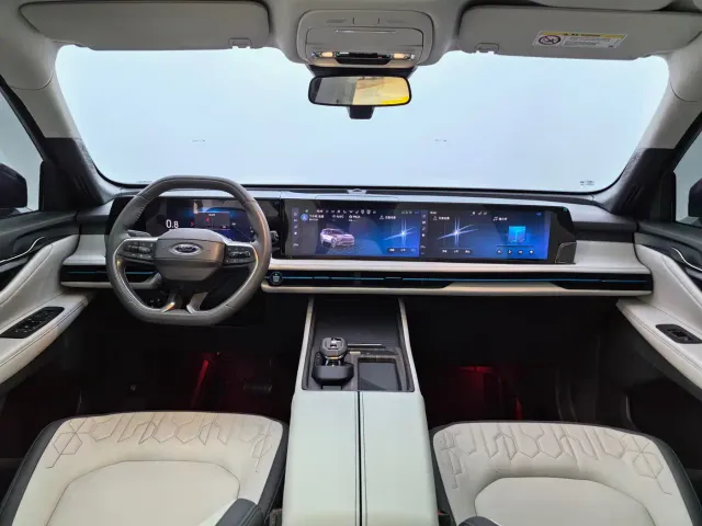 Ford Edge — Фото автомобиля 21