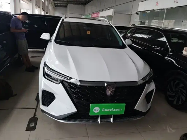Roewe Roewe RX5 2025 PLUS 330TGI Auto Trend-Setting Smart Edition — Фото автомобиля 2