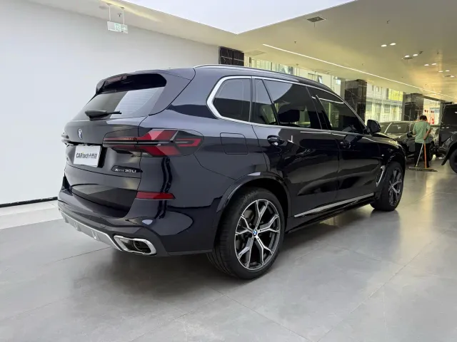 BMW X5 — Фото автомобиля 2