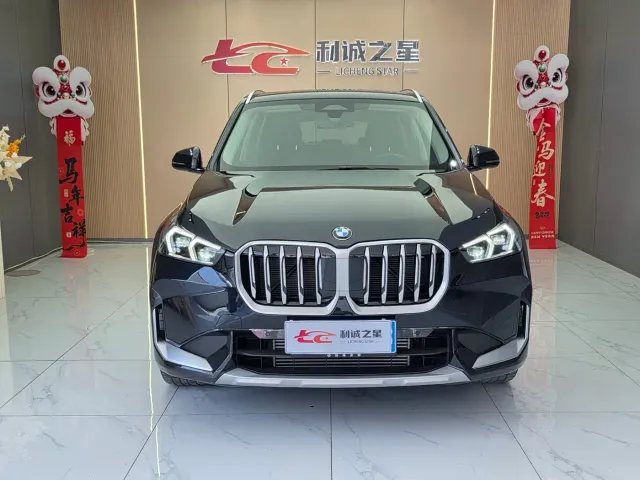 BMW X1 — Фото автомобиля 2
