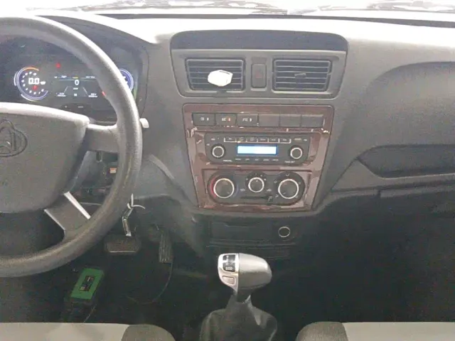 Changan Ruixing EM60 — Фото автомобиля 12