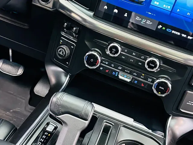 Ford F-150 Raptor — Фото автомобиля 24