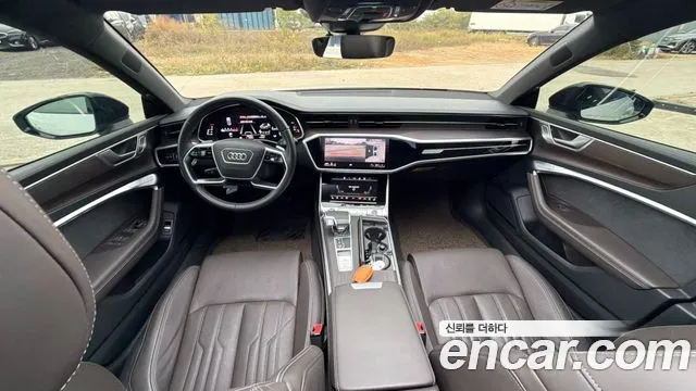 Audi A7 4K — Фото автомобиля 7