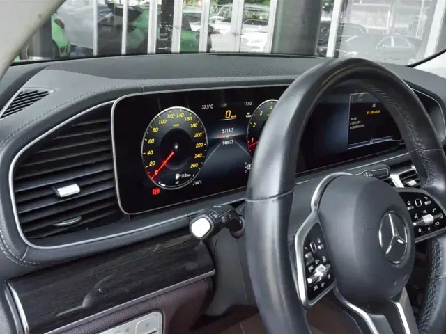 Mercedes-Benz GLE-Class — Фото автомобиля 15