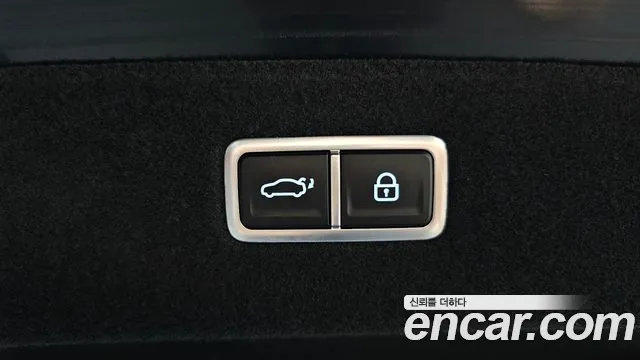 Genesis G90 Бензин 3.5 турбо AWD — Фото автомобиля 4