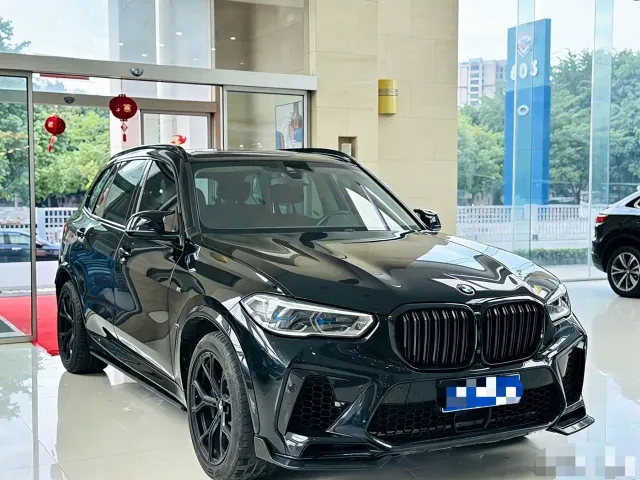 BMW X5 — Фото автомобиля 3