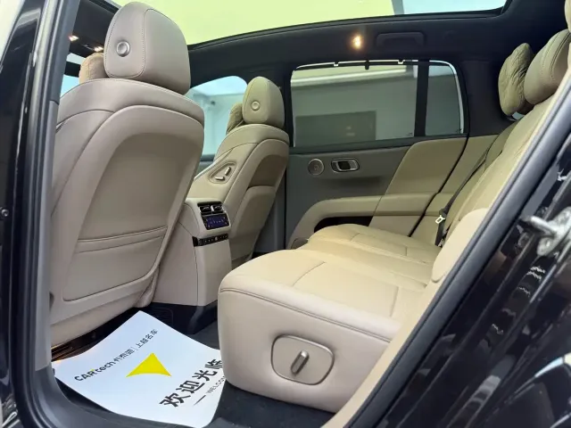 Li Auto i6 — Фото автомобиля 11