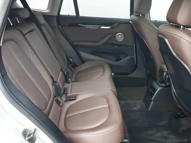 BMW X1 — Фото автомобиля 10