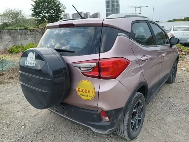 BYD Yuan Pro — Фото автомобиля 6