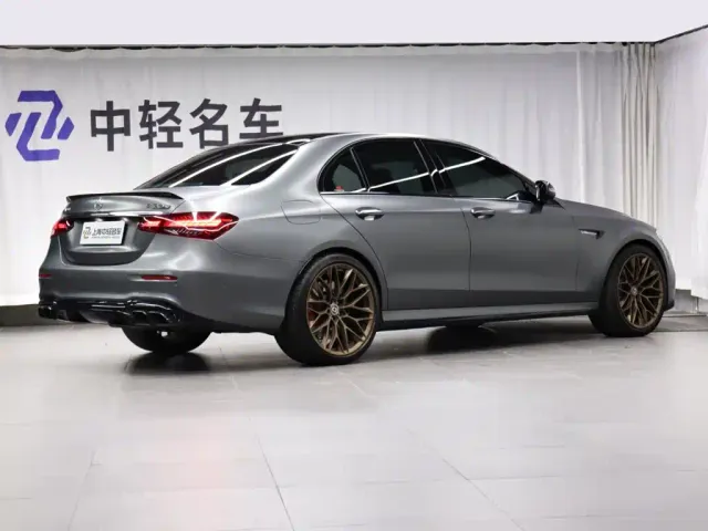 Mercedes-Benz E-Class AMG — Фото автомобиля 3