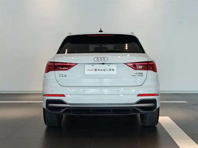 Audi Q3 — Фото автомобиля 5