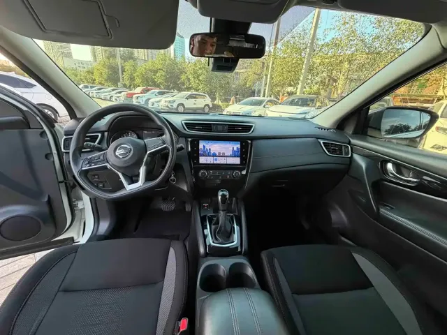 Nissan Qashqai — Фото автомобиля 5