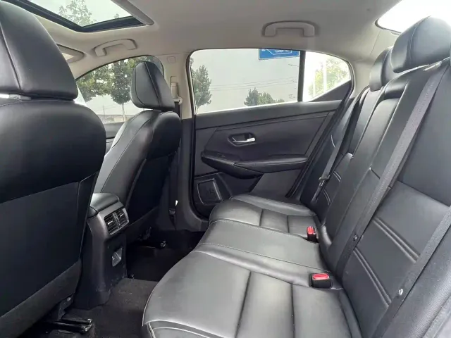 Nissan Sylphy — Фото автомобиля 5