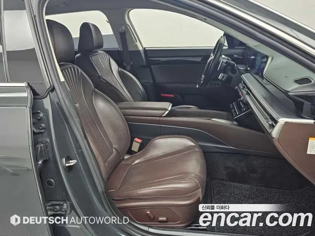 Hyundai Grandeur GN7 — Фото автомобиля 10