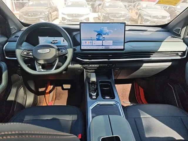 Geely Haoyue L — Фото автомобиля 9