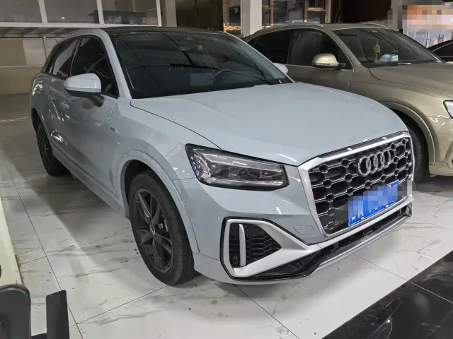 Audi Q2L — Фото автомобиля 3