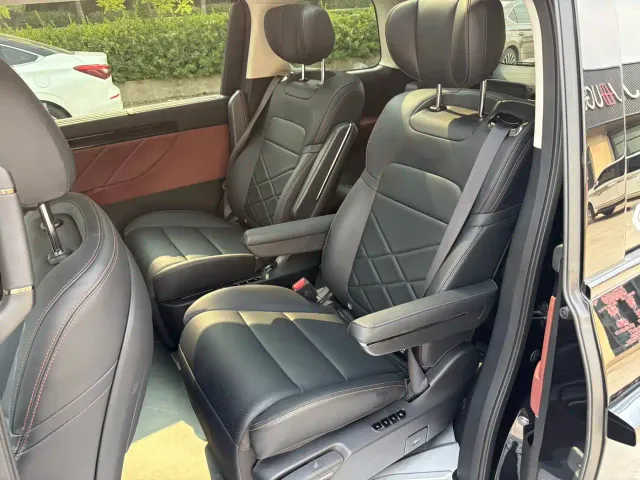 GAC Trumpchi E8 — Фото автомобиля 11