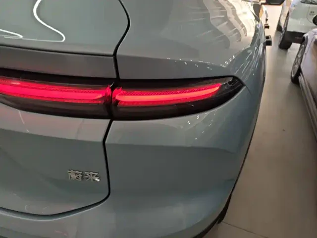 Nio EC6 — Фото автомобиля 7