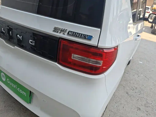 Wuling Hongguang Mini EV — Фото автомобиля 7