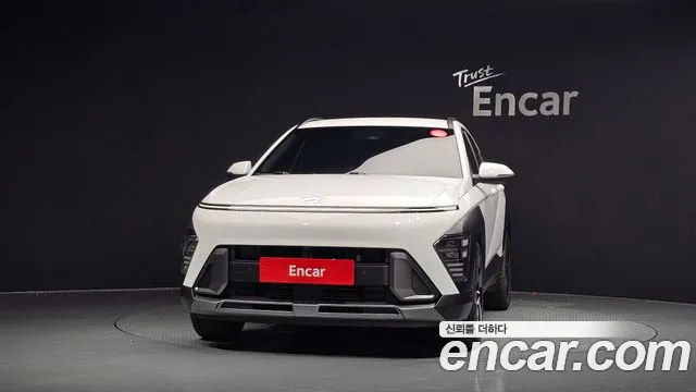 Hyundai Kona SX2 — Фото автомобиля 3