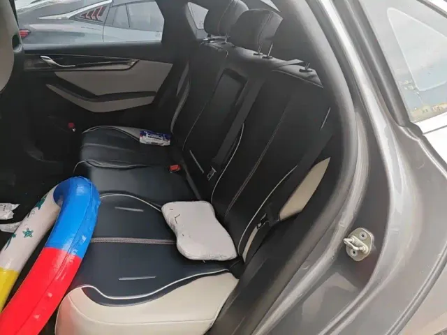 BYD Qin PLUS — Фото автомобиля 14