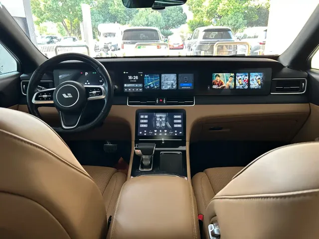 Li Auto ONE — Фото автомобиля 14