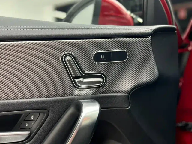 Mercedes-Benz A-Class — Фото автомобиля 9