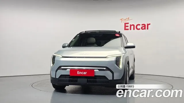 Kia EV3 — Фото автомобиля 3