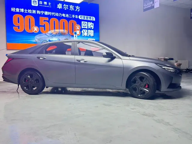 Hyundai Elantra — Фото автомобиля 4