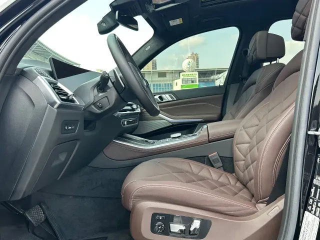 BMW X5 — Фото автомобиля 9