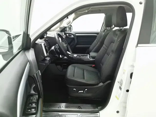 Haval Big Dog — Фото автомобиля 10
