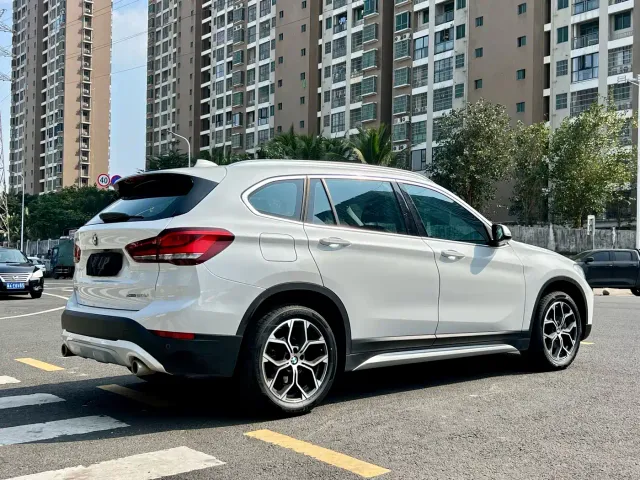 BMW X1 — Фото автомобиля 9