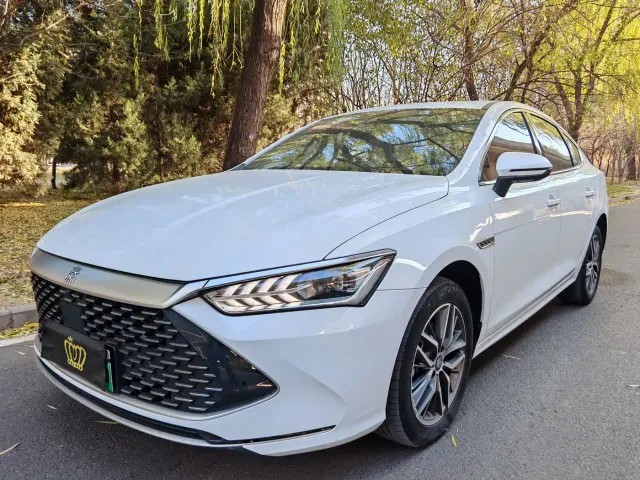 Фотография автомобиля — BYD Qin PLUS